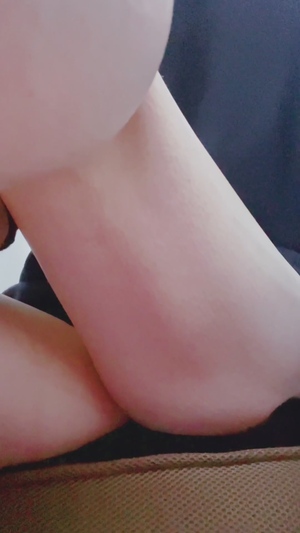 出勤パンチラ(8761) 栗田優里 (五十路マダム 三重松阪店)